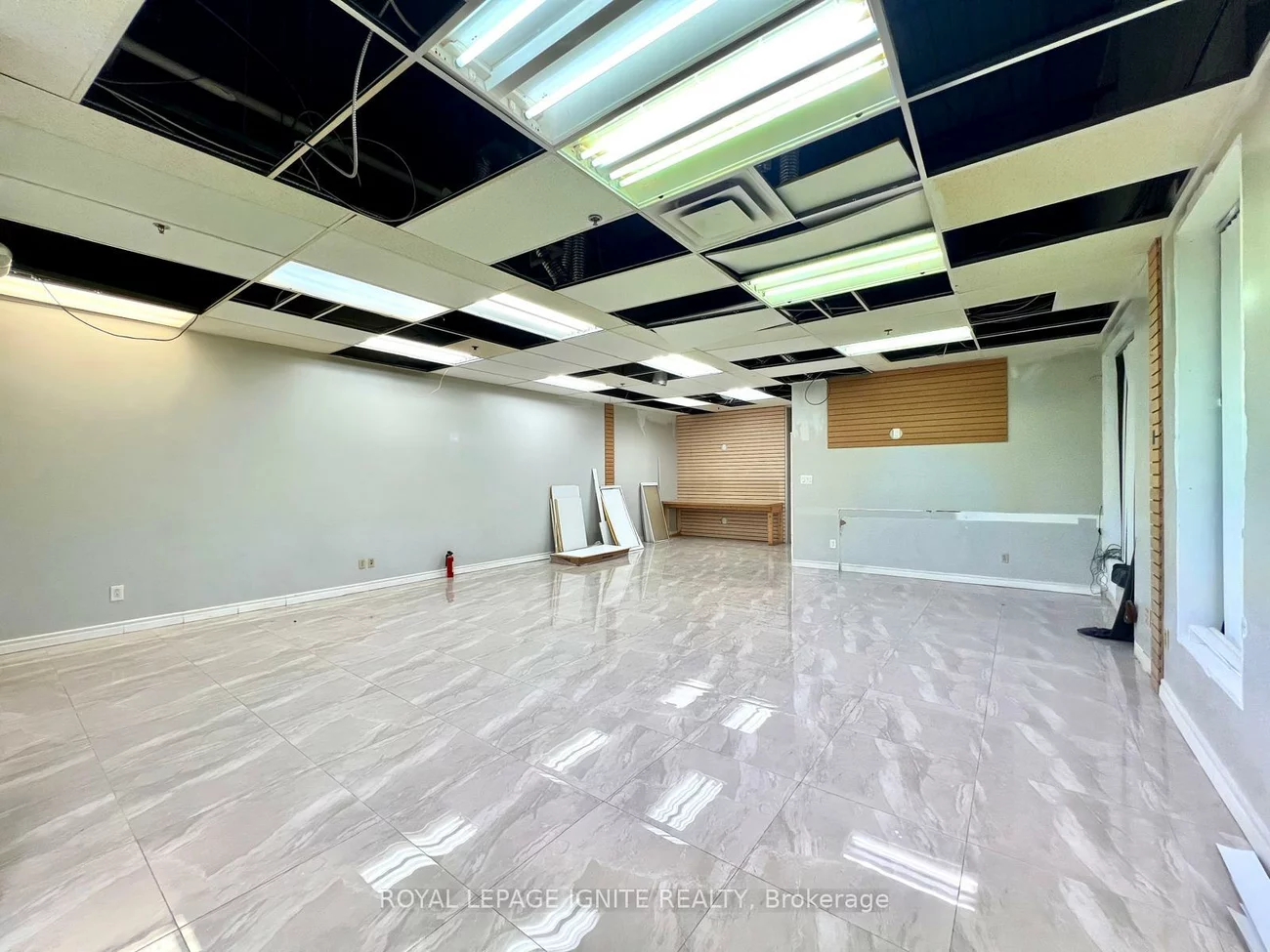 80, Travail, Middlefield, Markham