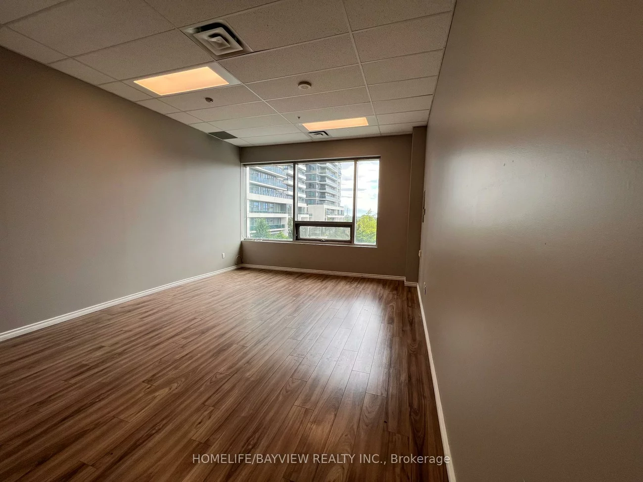 7163, Yonge, Grandview, Markham