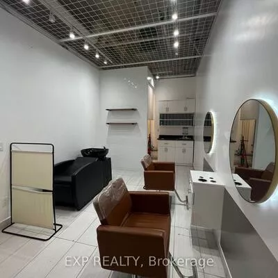 7181, Yonge, Thornhill, Markham