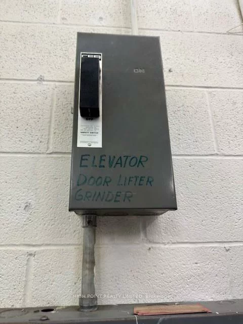 300, Steelcase, Milliken Mills West, Markham