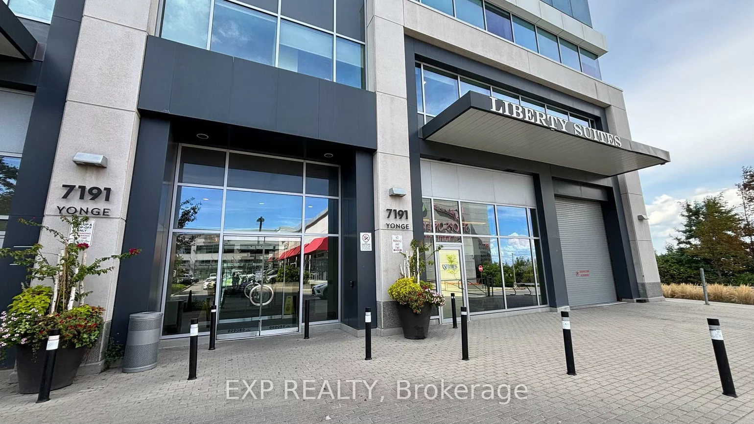 7191, Yonge, Thornhill, Markham