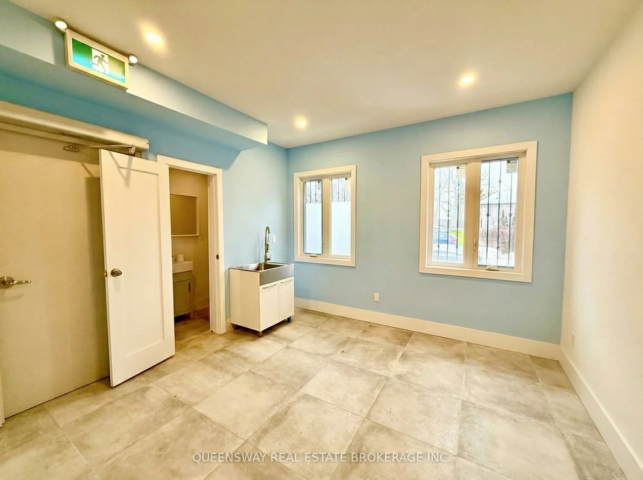 352, Main, Old Markham Village, Markham