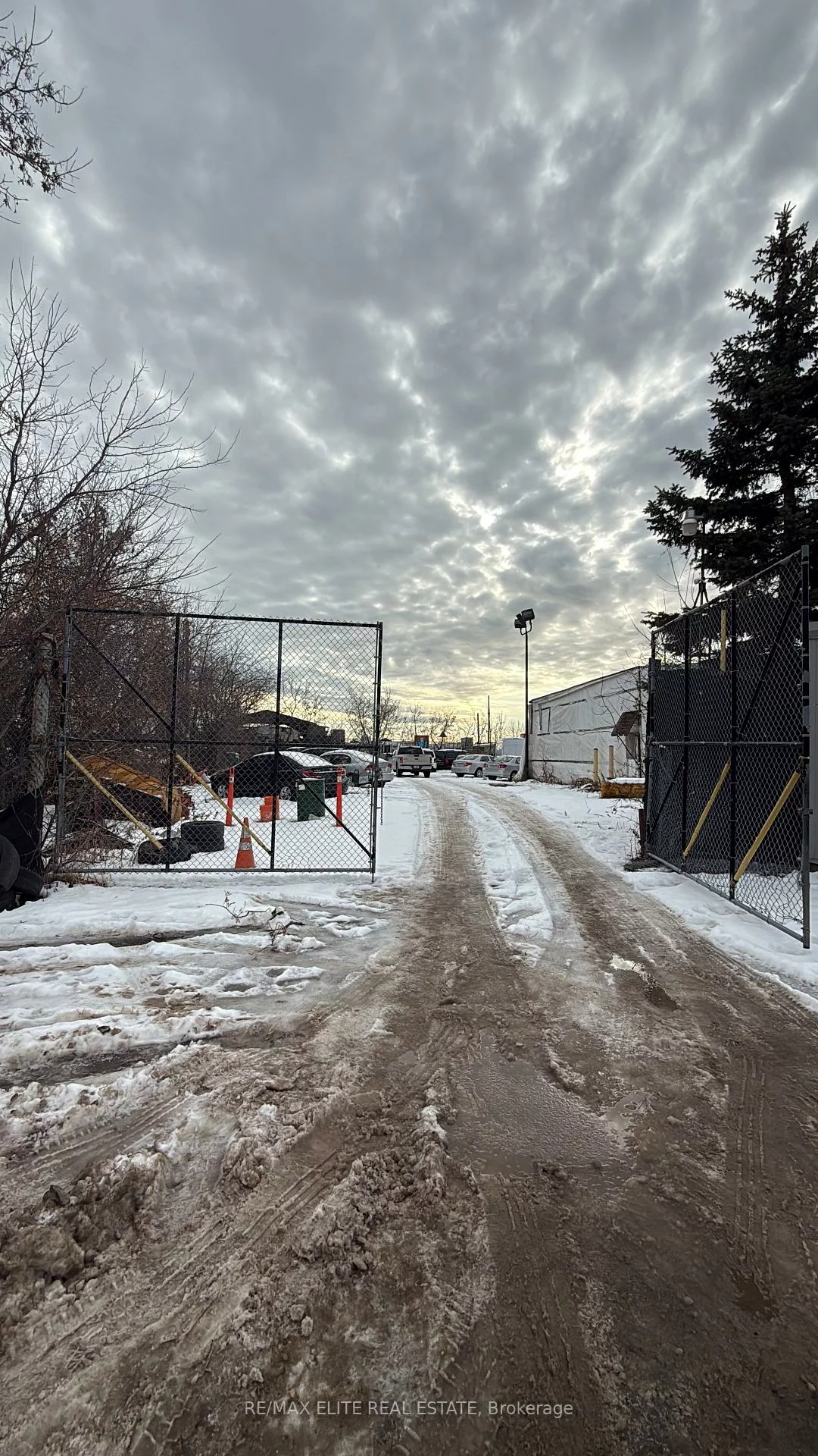 30, Old Kennedy, Milliken Mills East, Markham