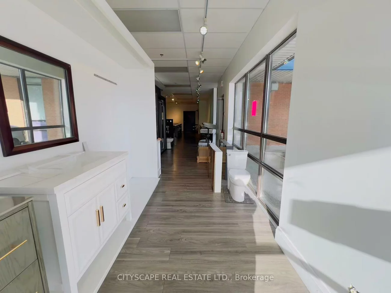 100, Steelcase, Milliken Mills West, Markham