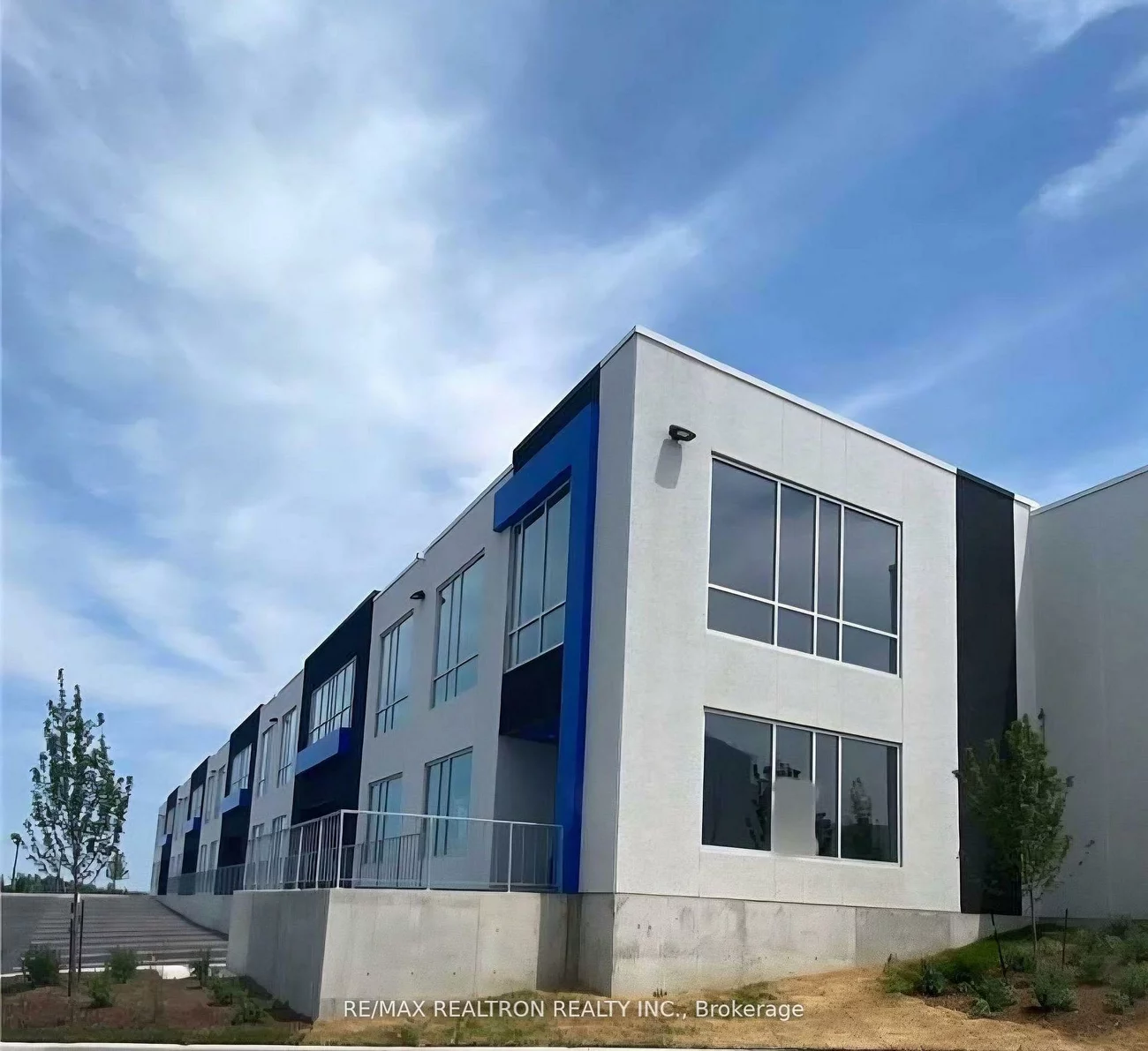 10952, Woodbine, Victoria Square, Markham