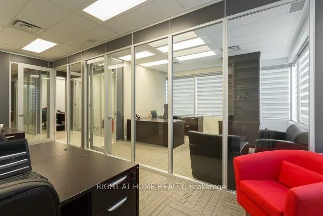 7191, Yonge, Grandview, Markham