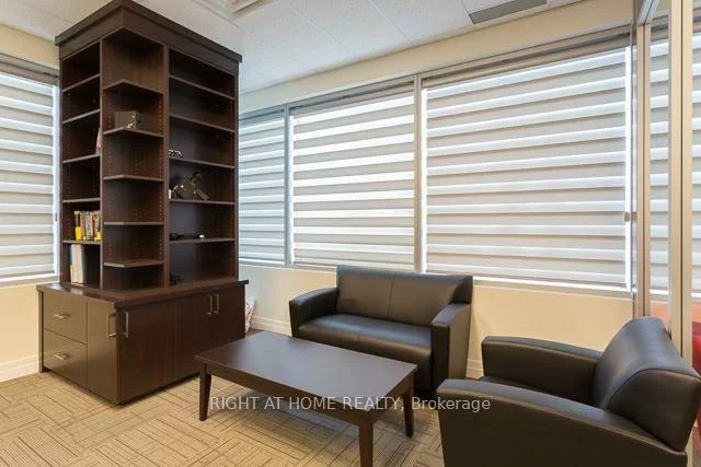 7191, Yonge, Grandview, Markham