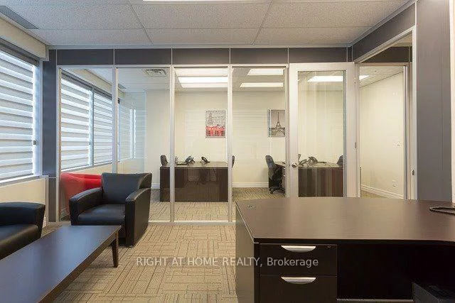 7191, Yonge, Grandview, Markham