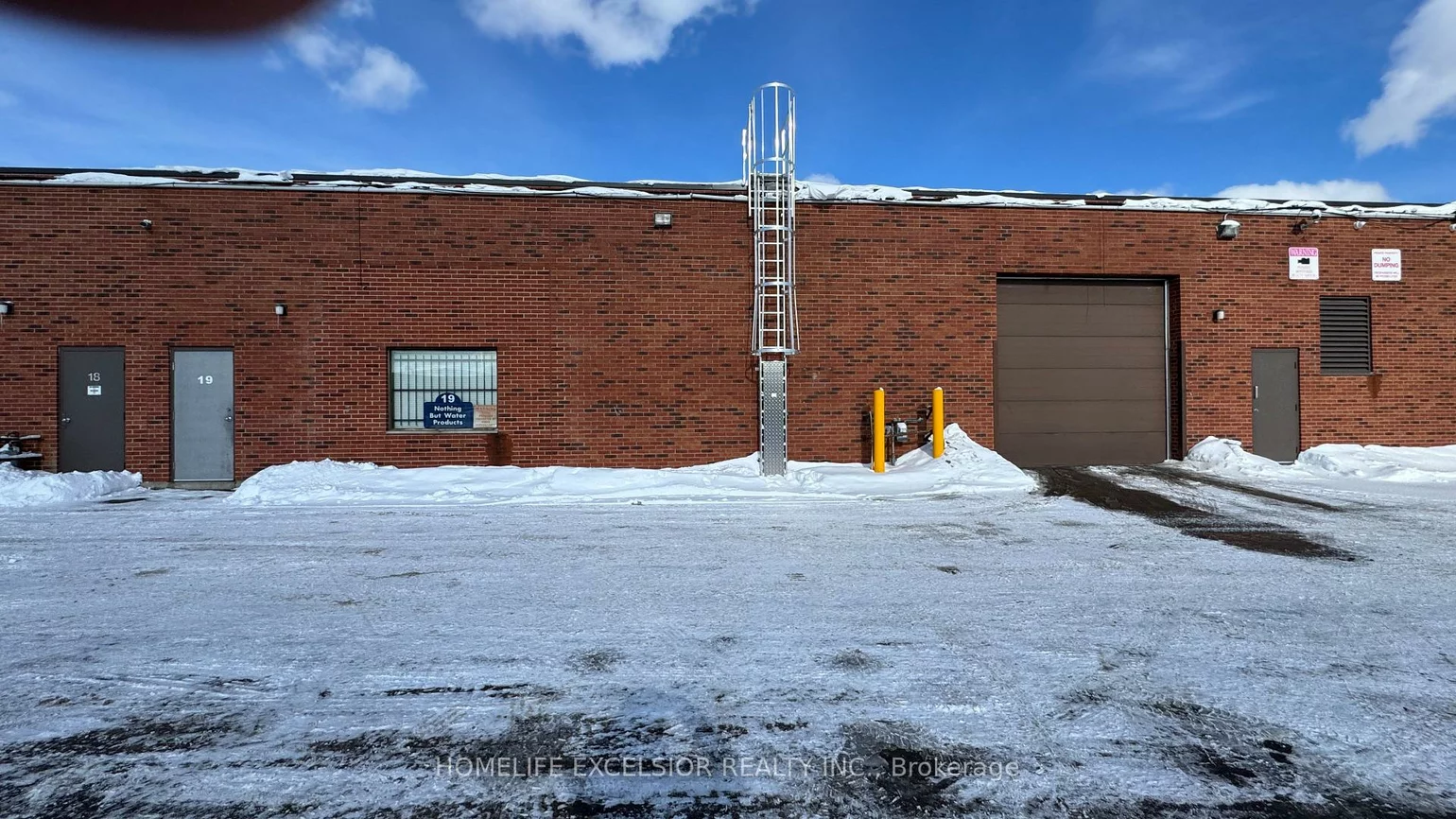 825, Denison, Milliken Mills West, Markham