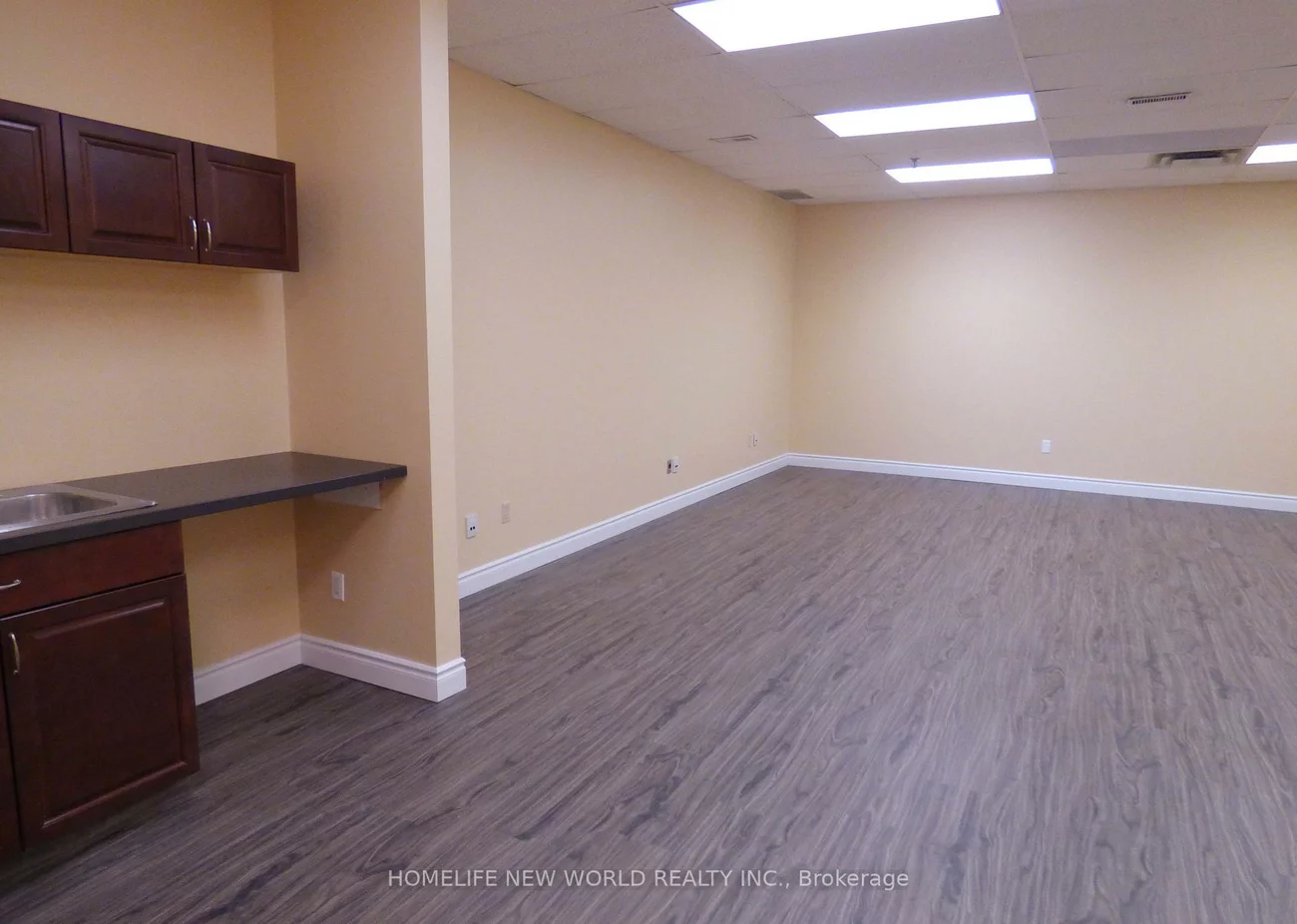 145, Royal Crest, Milliken Mills West, Markham