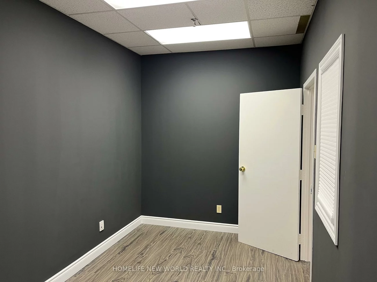 145, Royal Crest, Milliken Mills West, Markham