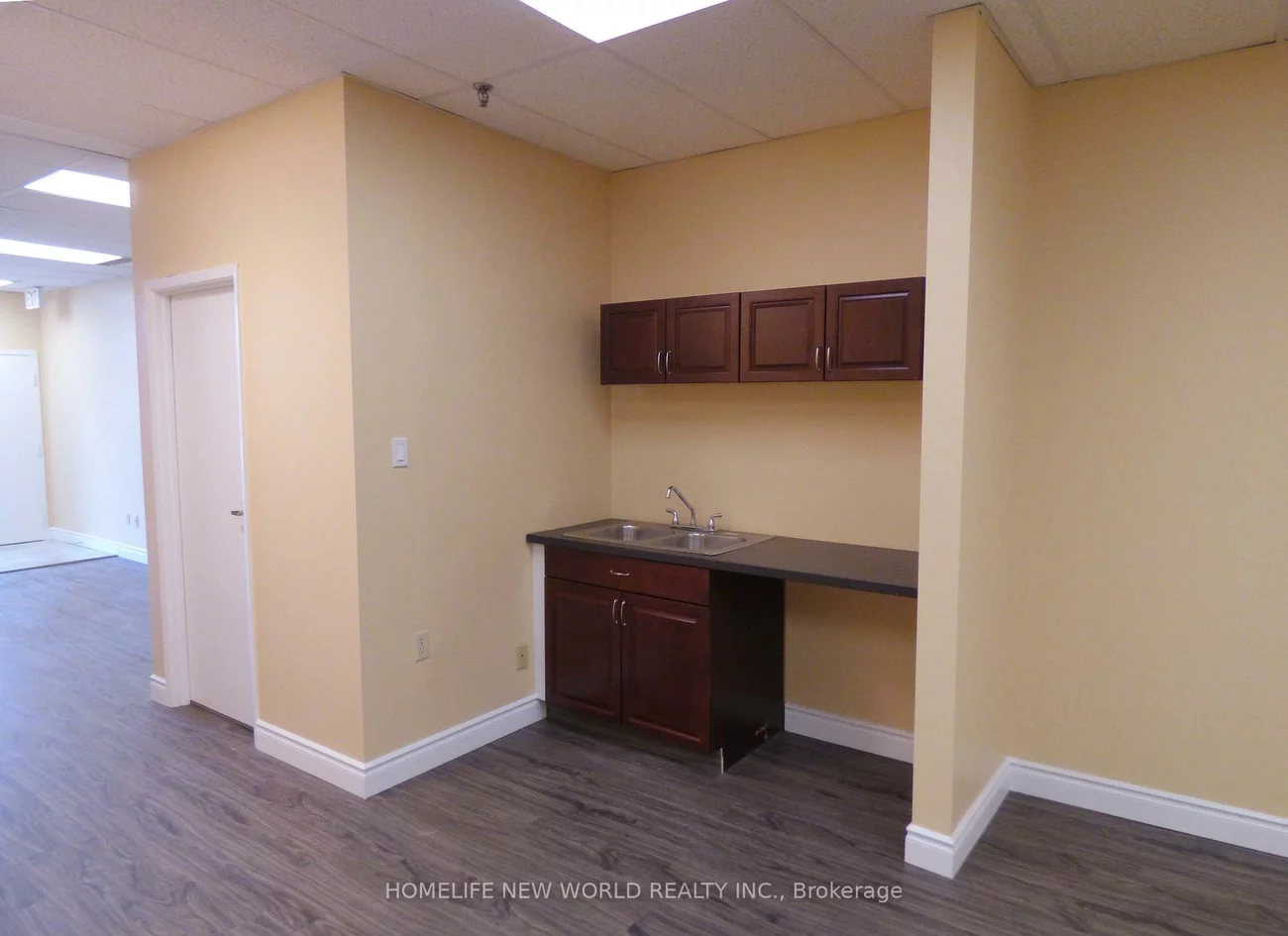 145, Royal Crest, Milliken Mills West, Markham