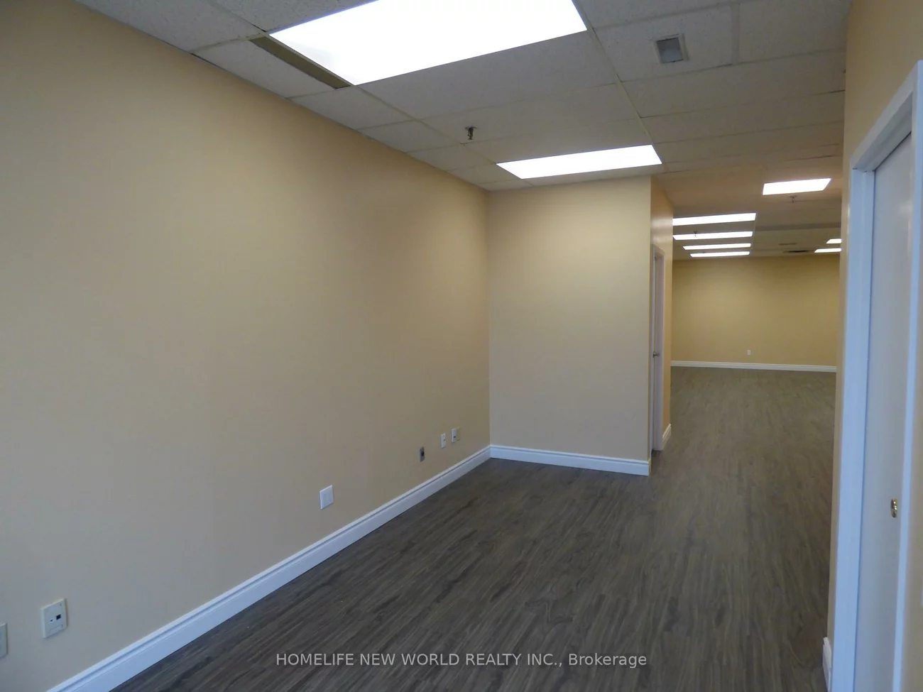 145, Royal Crest, Milliken Mills West, Markham