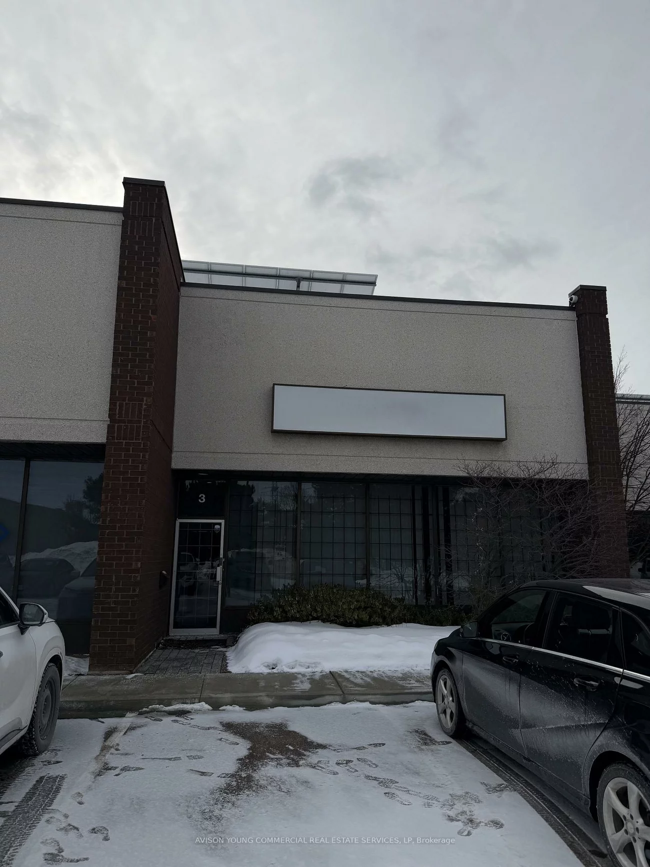 25, Royal Crest, Milliken Mills West, Markham