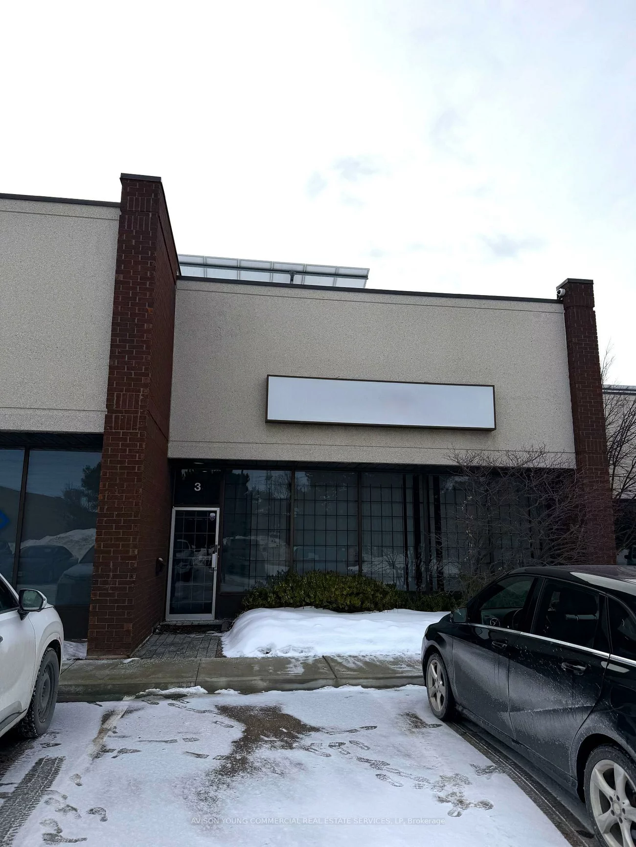 25, Royal Crest, Milliken Mills West, Markham