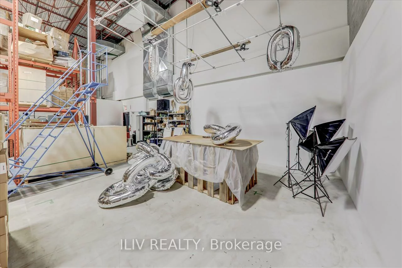 351, Ferrier, Milliken Mills West, Markham