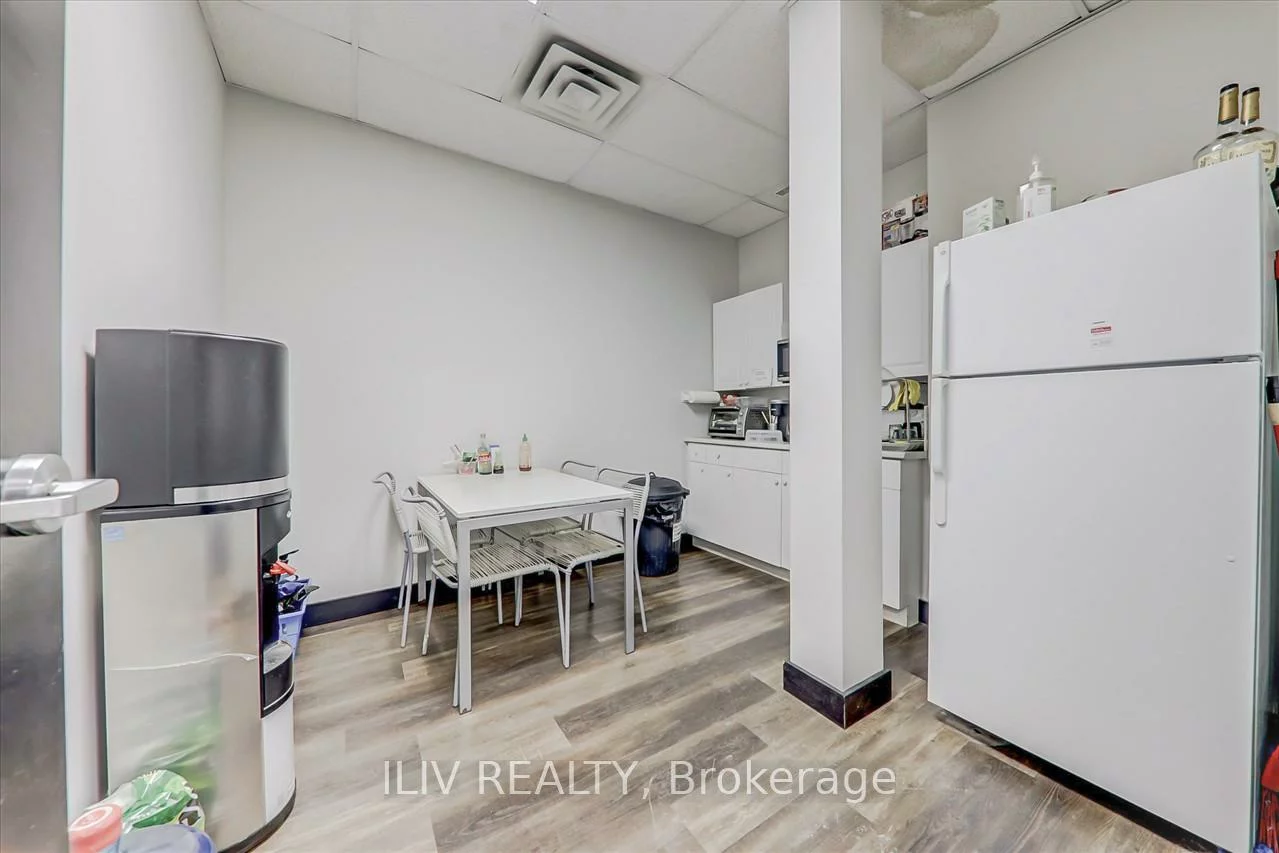351, Ferrier, Milliken Mills West, Markham