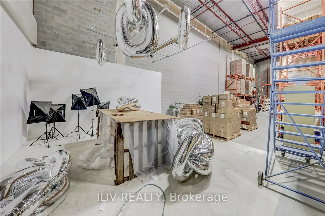 351, Ferrier, Milliken Mills West, Markham