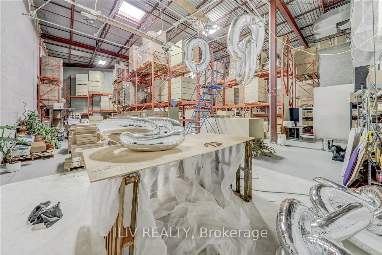 351, Ferrier, Milliken Mills West, Markham