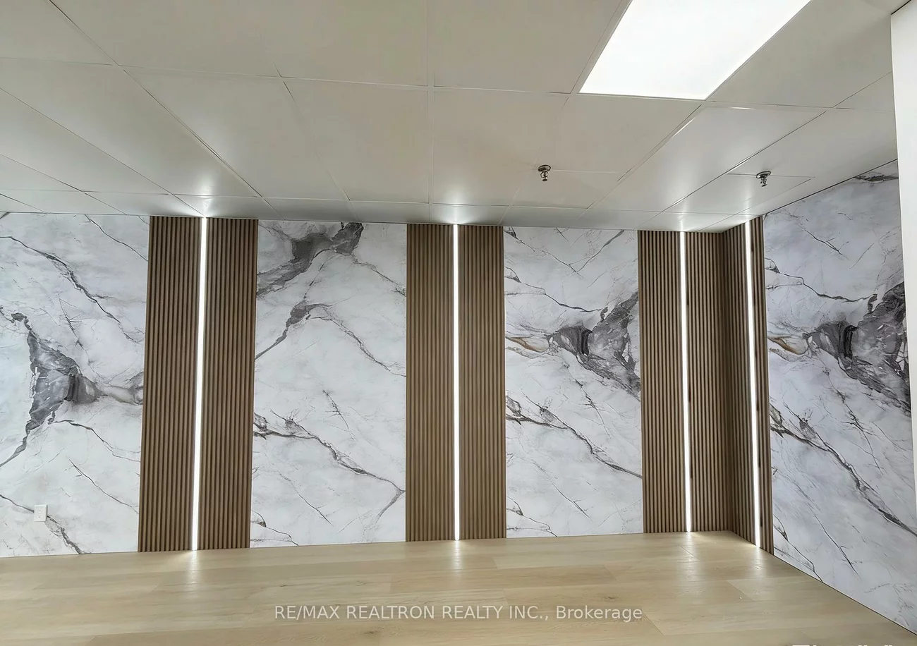 145, Royal Crest, Milliken Mills West, Markham