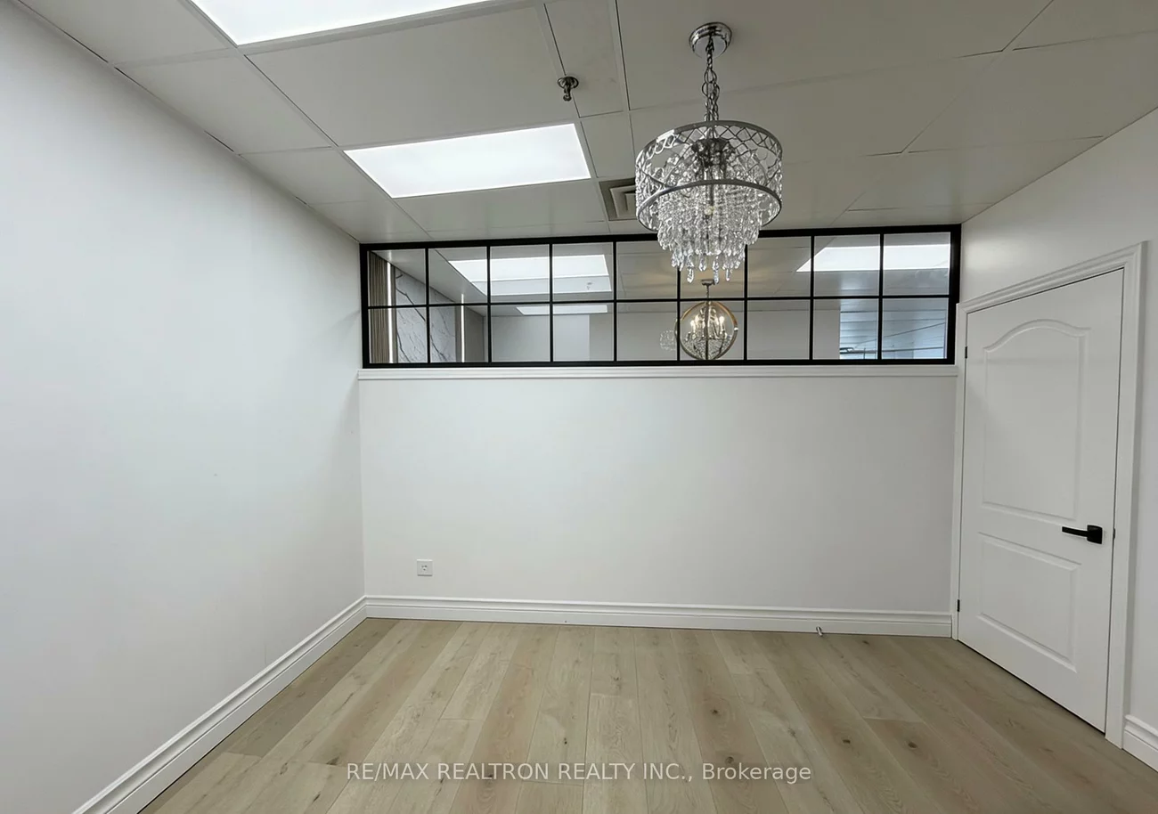 145, Royal Crest, Milliken Mills West, Markham