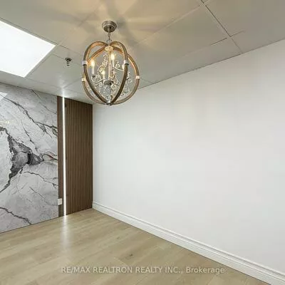 145, Royal Crest, Milliken Mills West, Markham