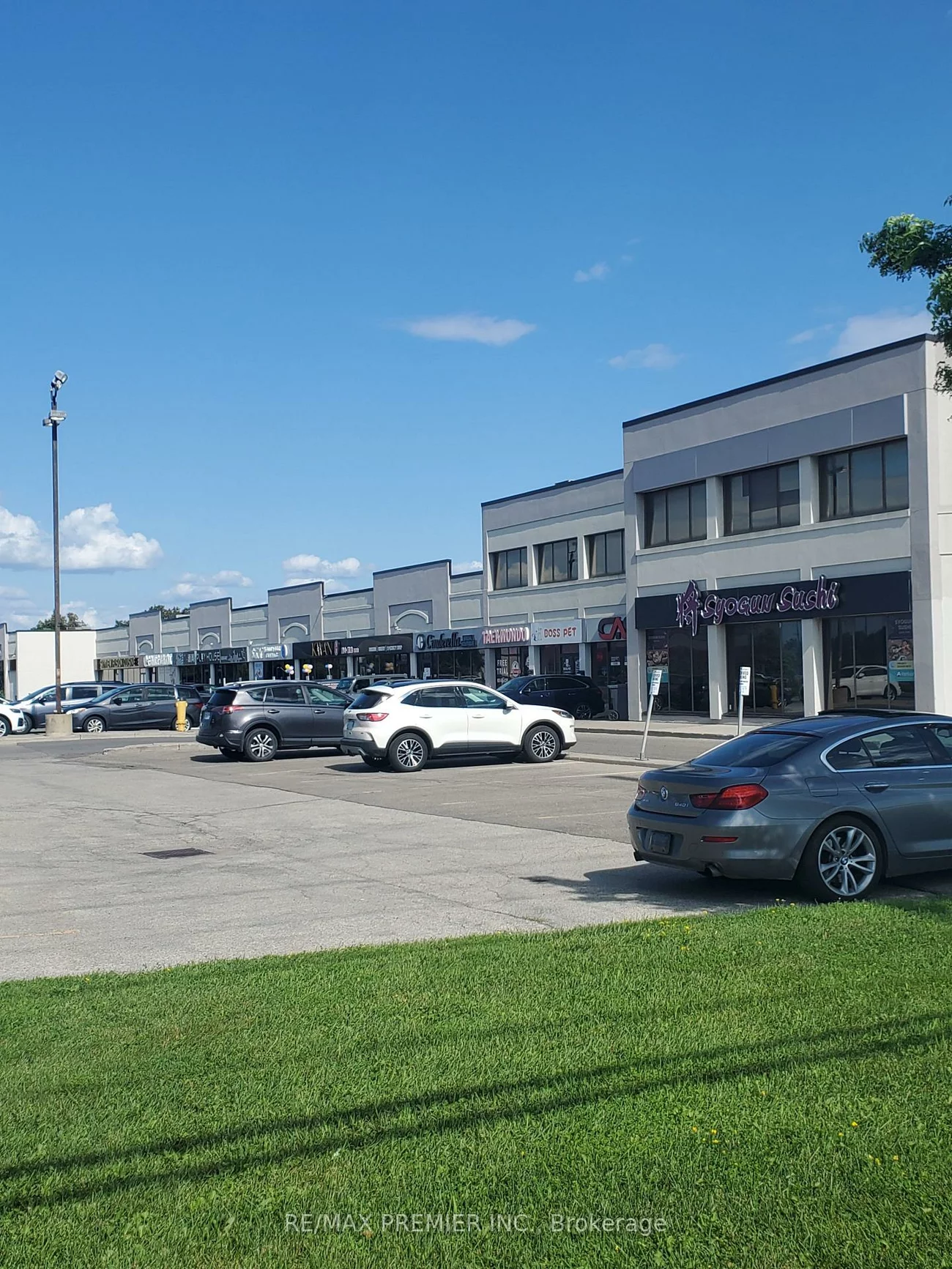 8261, Woodbine, Buttonville, Markham