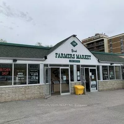 7509, Yonge, Thornhill, Markham