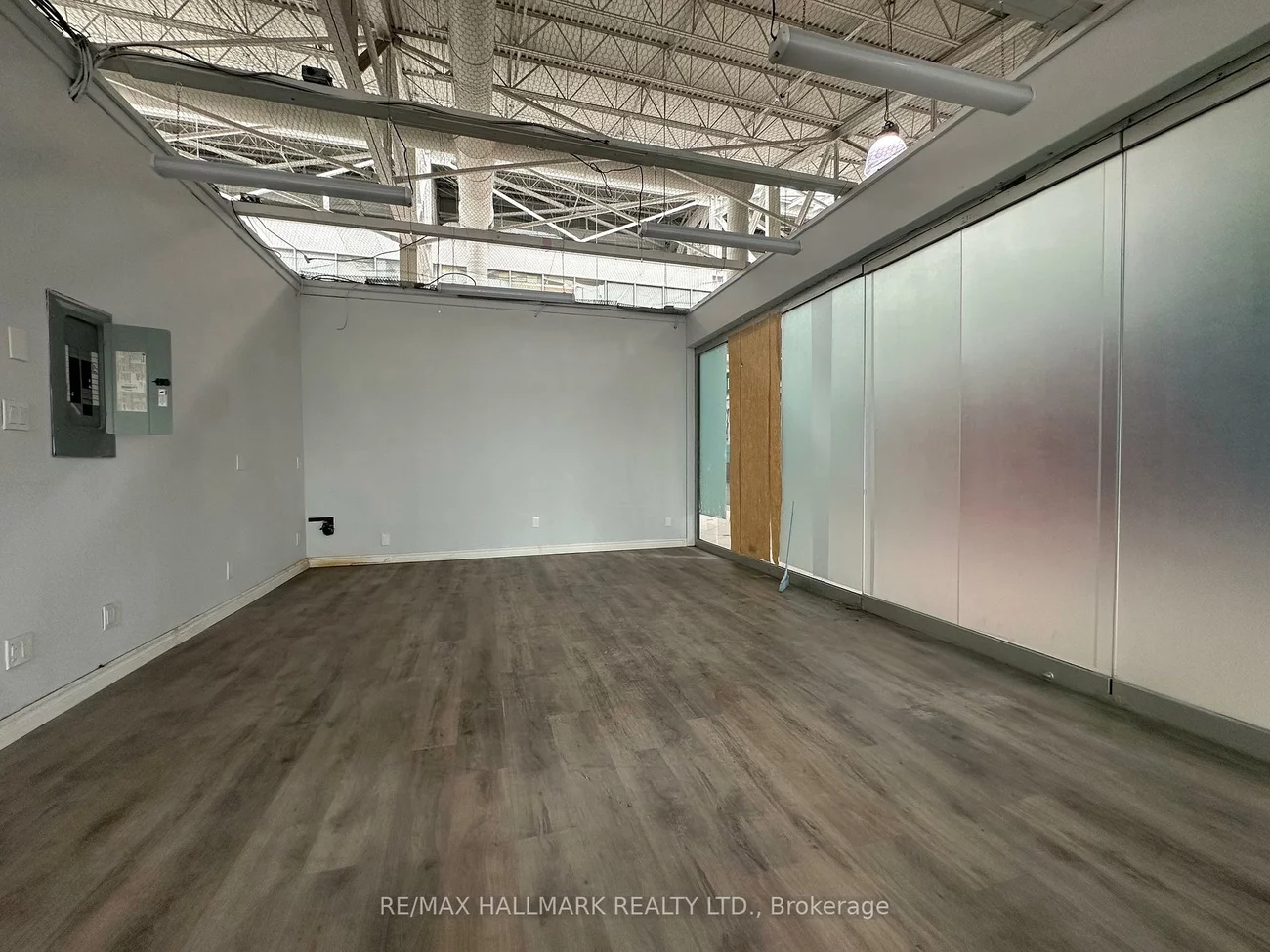 E66 A & B, 4300 Steeles Ave E, Milliken Mills East, Markham