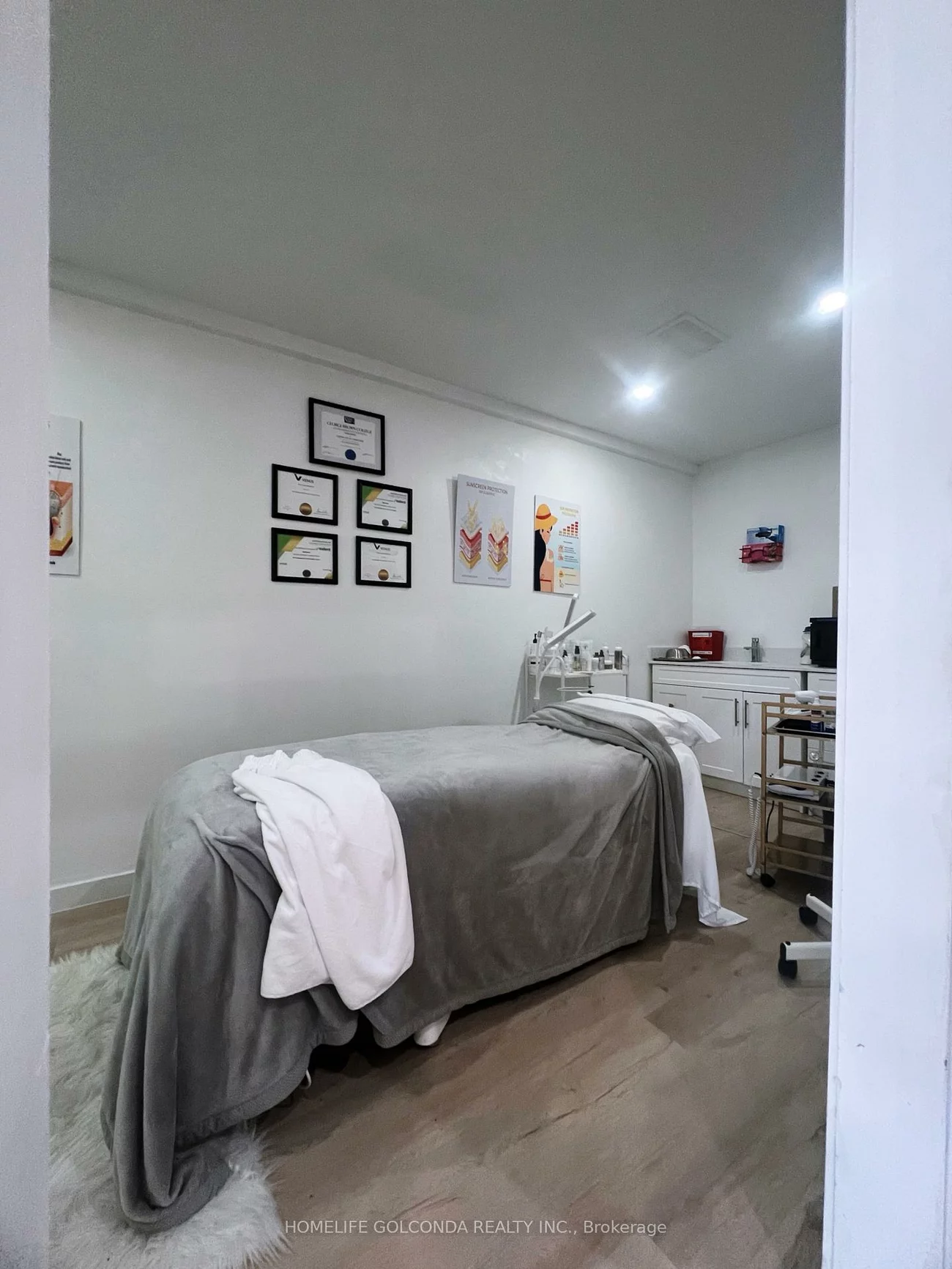 85, Luzon, Box Grove, Markham