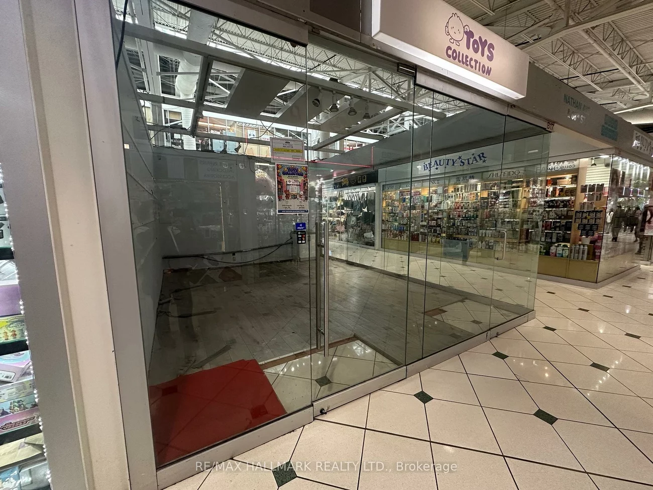 B17, 4300 Steeles Avenue East, Milliken Mills East, Markham