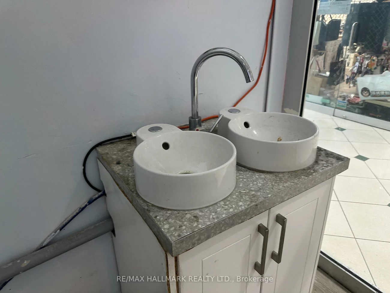 B17, 4300 Steeles Avenue East, Milliken Mills East, Markham