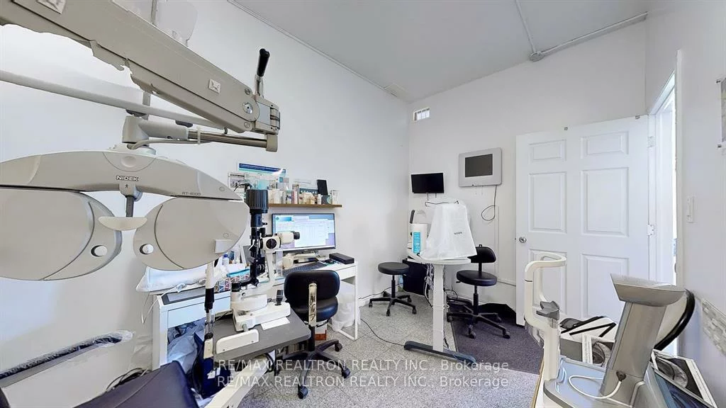 48, Cathedral High, Cathedraltown, Markham