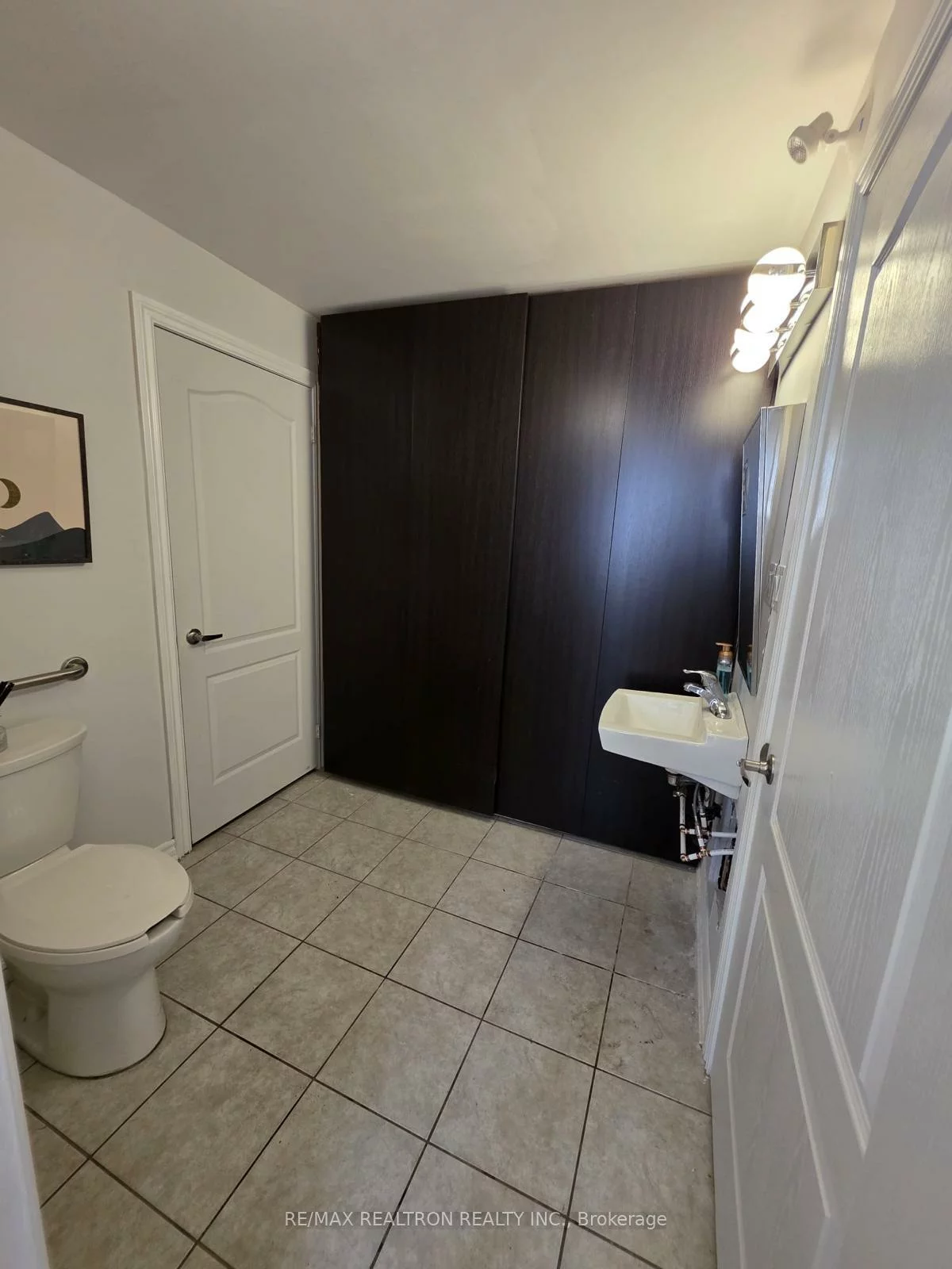 48, Cathedral High, Cathedraltown, Markham