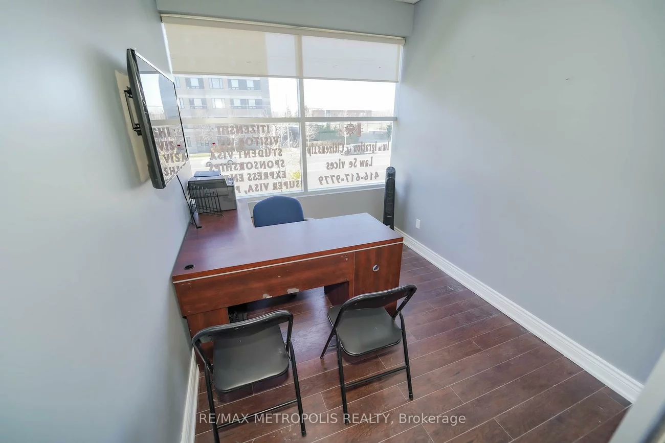 7393, Markham, Cedarwood, Markham