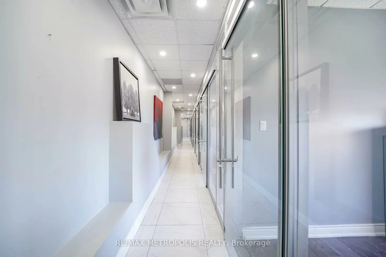 7393, Markham, Cedarwood, Markham