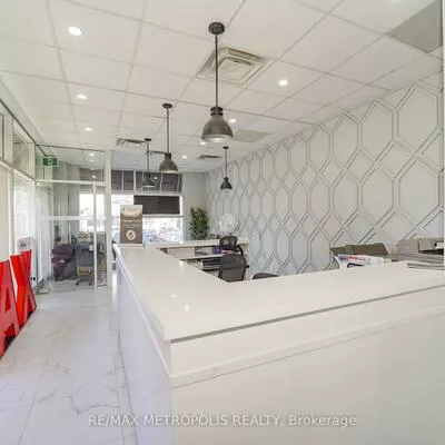 7393, Markham, Cedarwood, Markham