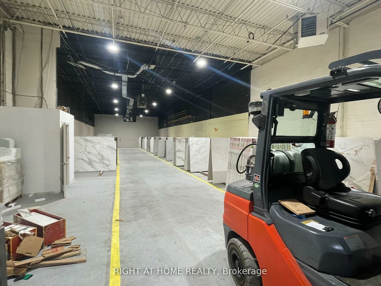 7310, Woodbine, Milliken Mills West, Markham