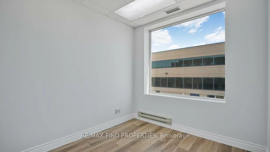 2750, 14th, Milliken Mills West, Markham