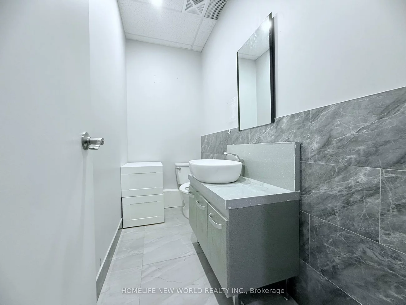 7181, Yonge, Grandview, Markham