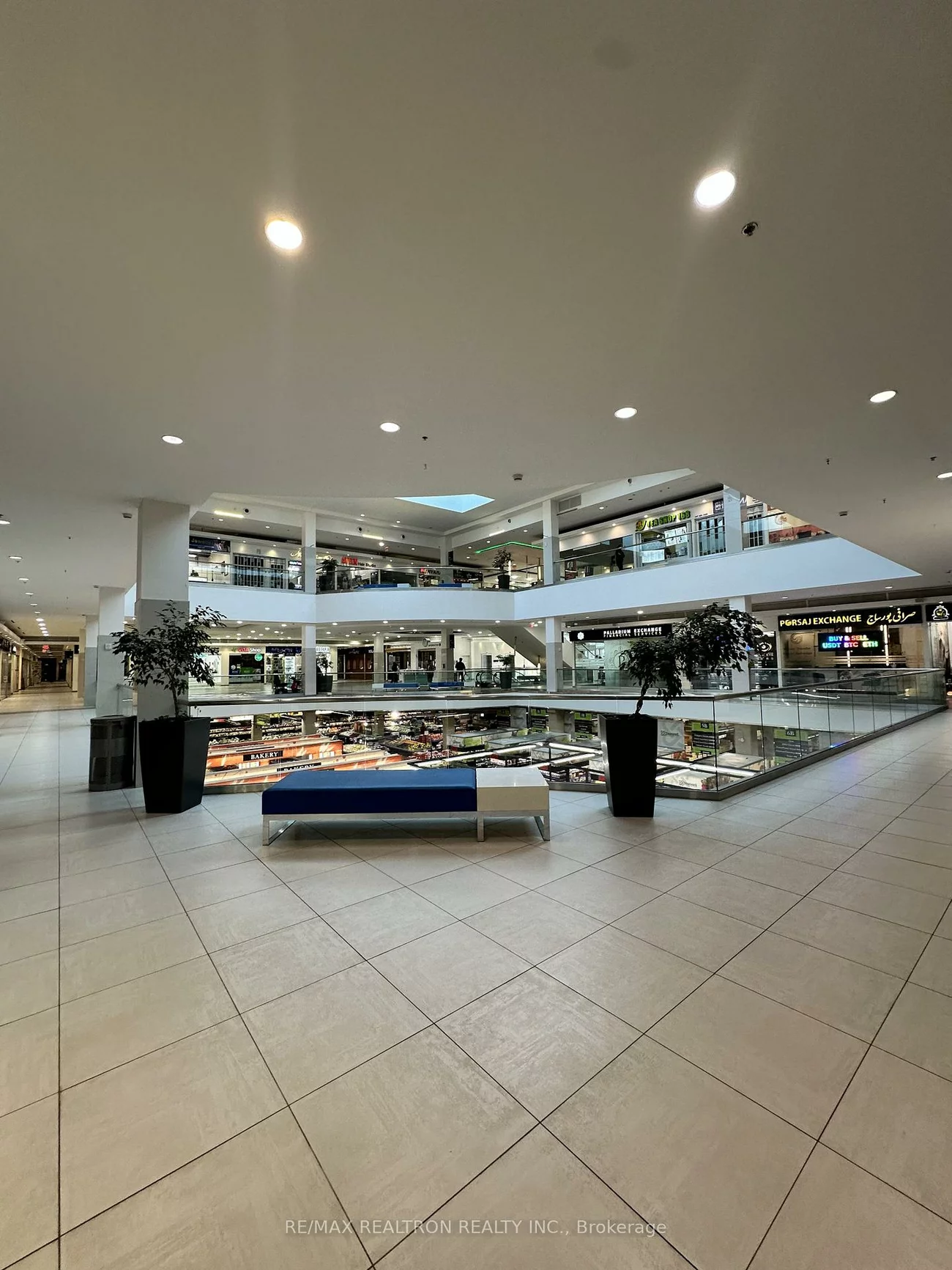 7181, Yonge, Grandview, Markham