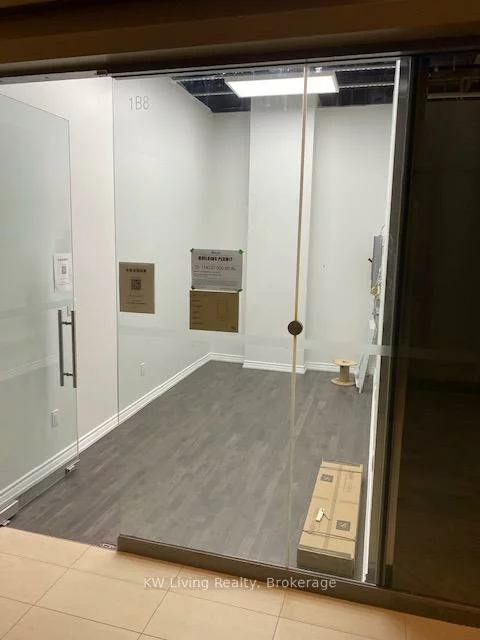 9390, Woodbine, Cachet, Markham