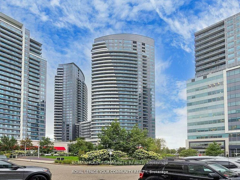 7181, Yonge, Thornhill, Markham