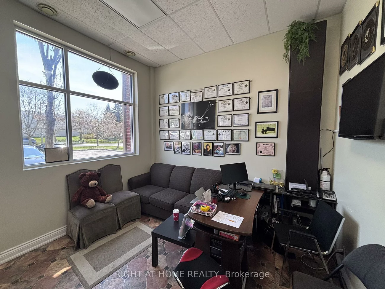 8791, Woodbine, Buttonville, Markham
