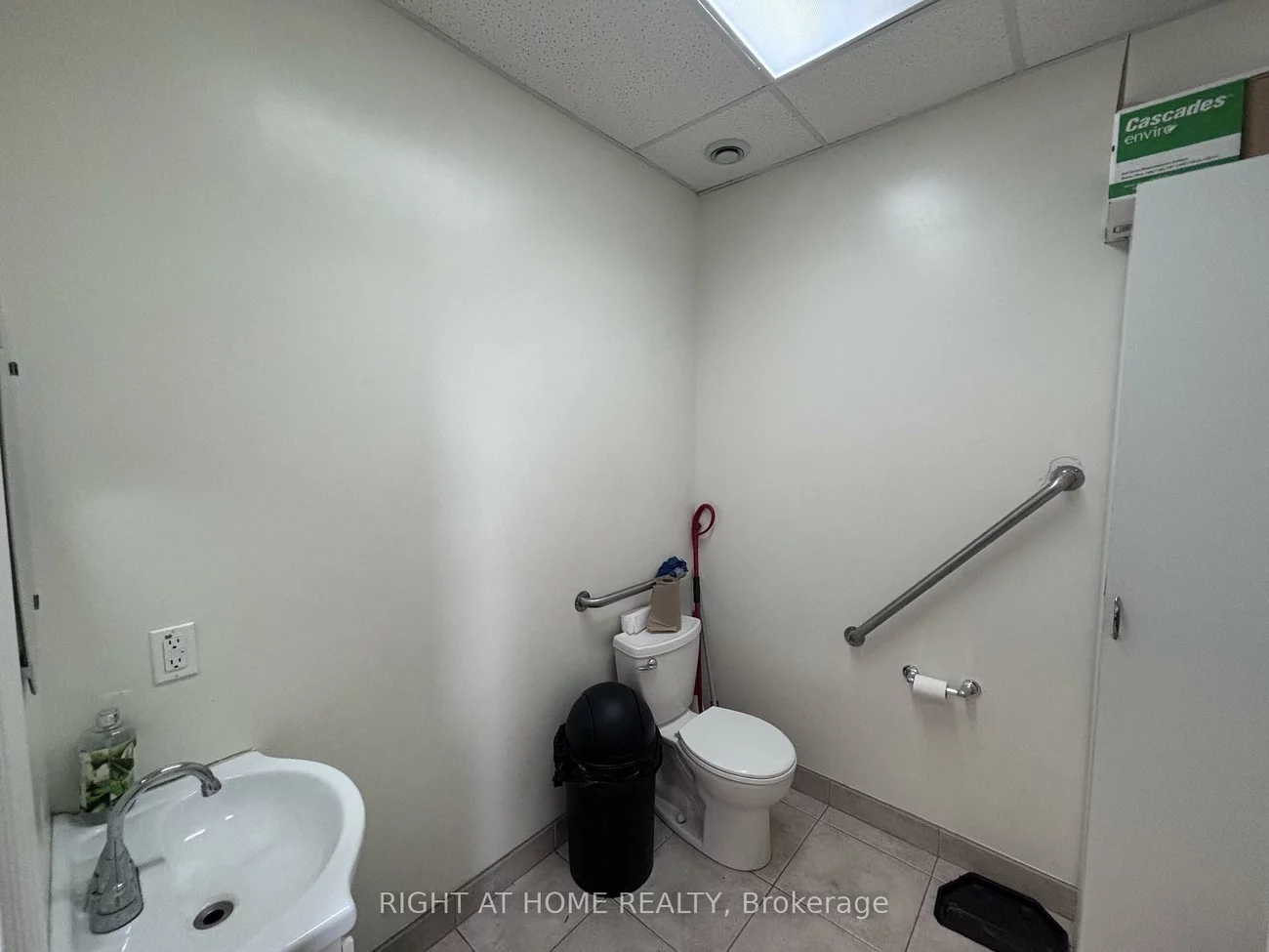8791, Woodbine, Buttonville, Markham