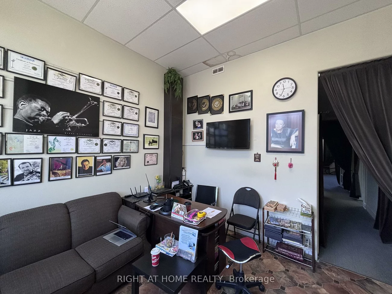 8791, Woodbine, Buttonville, Markham
