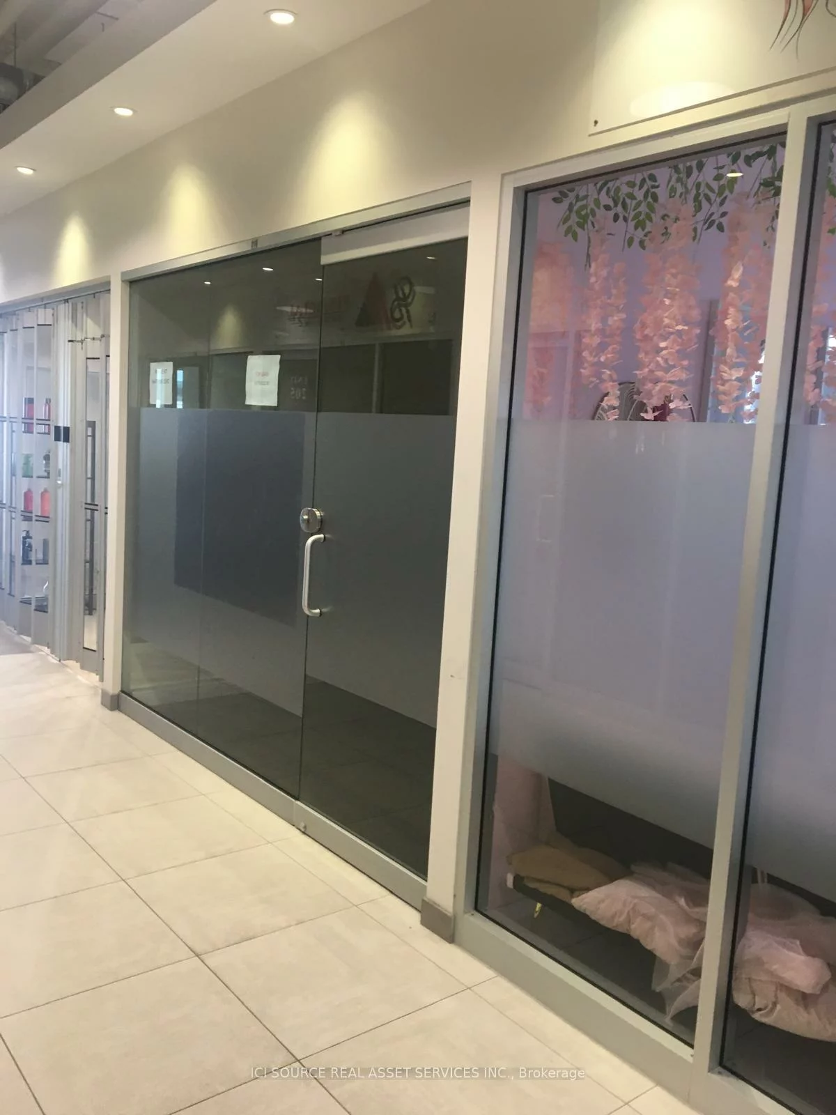 7181, Yonge, Grandview, Markham