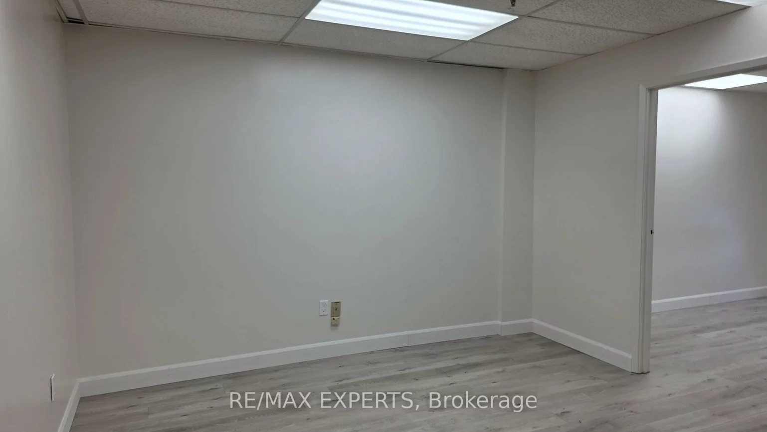 400, Esna Park, Milliken Mills West, Markham