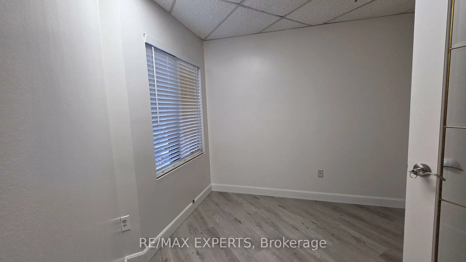 400, Esna Park, Milliken Mills West, Markham