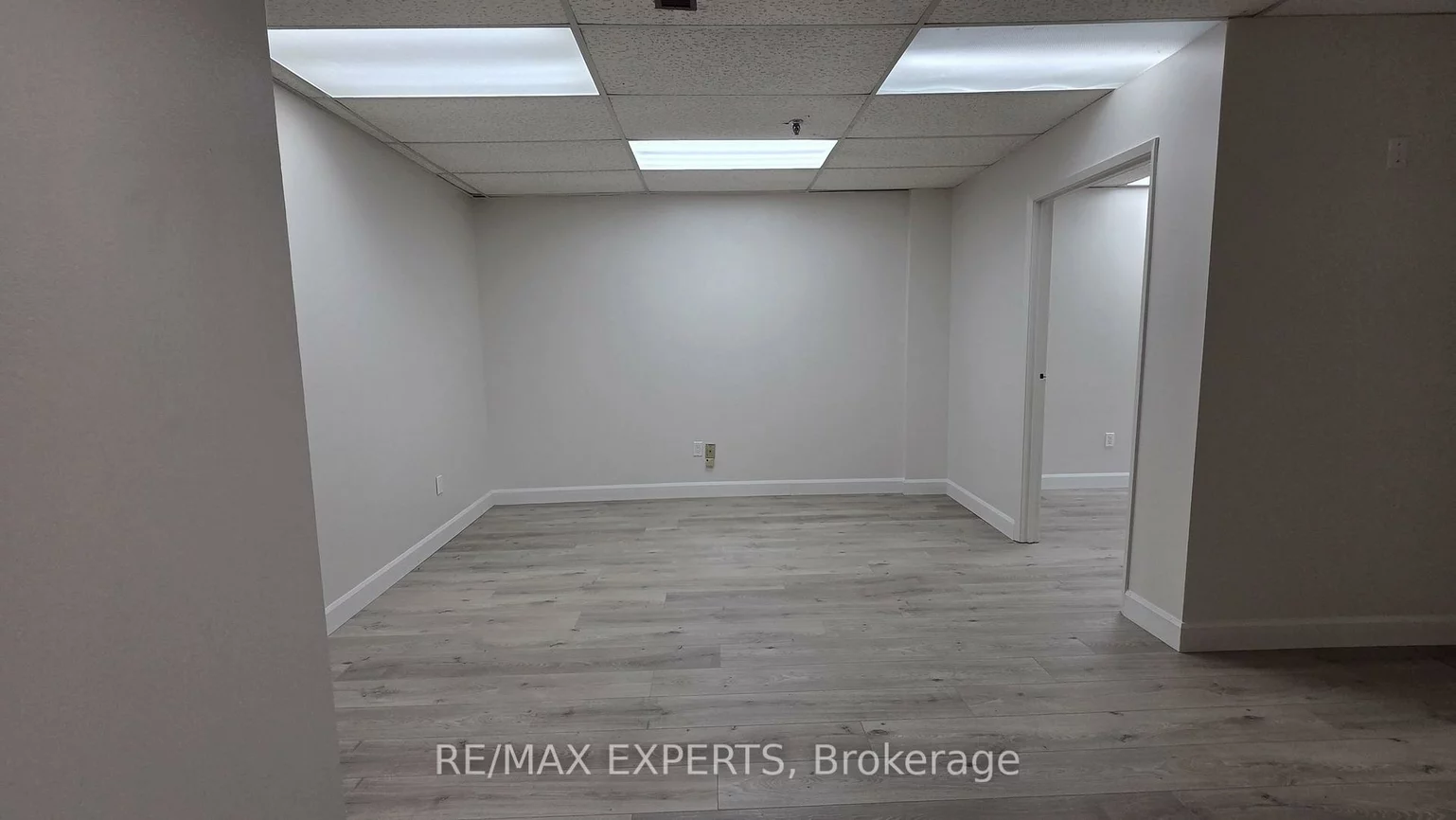 400, Esna Park, Milliken Mills West, Markham